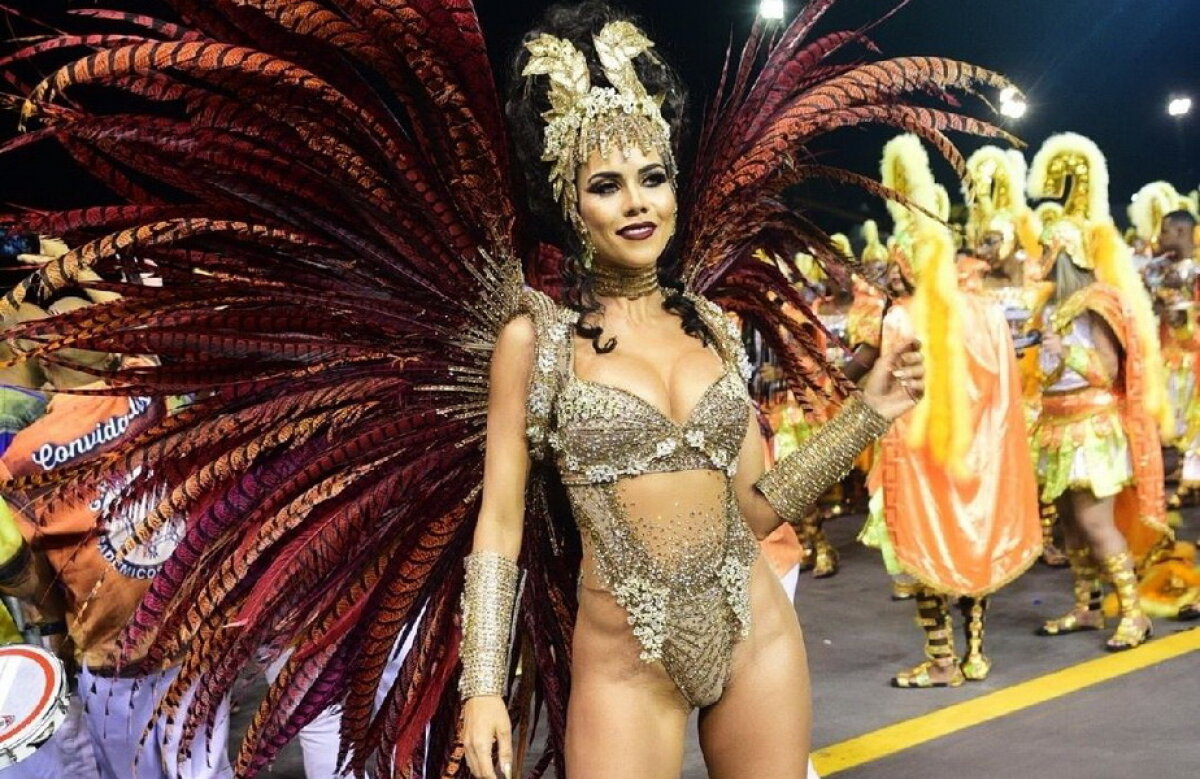 GALERIE FOTO Carnavalul de la Rio, în imagini greu de uitat. Femeile sunt superbe!