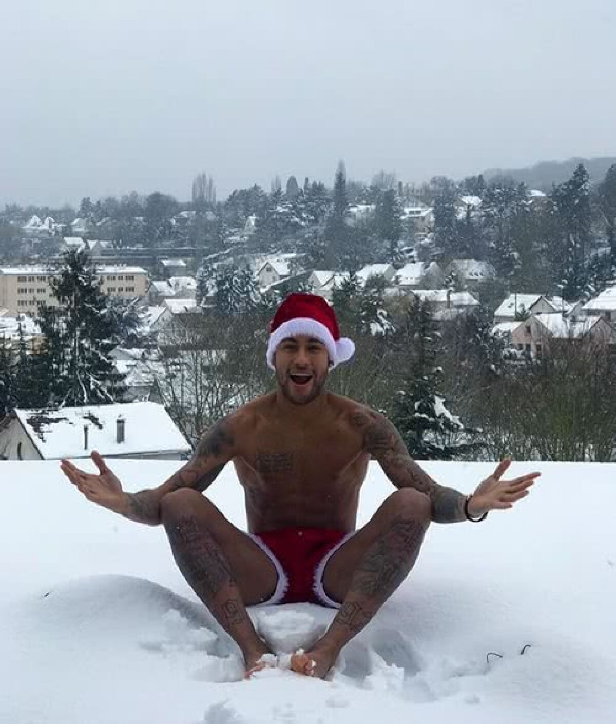 FOTO Chiar e pregătit de Real! ;) Fotografie inedită postată de Neymar înaintea duelului cu galacticii