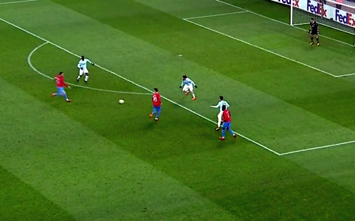 FOTO Concurs de ratări monumentale! Budescu și Caceres în prim plan