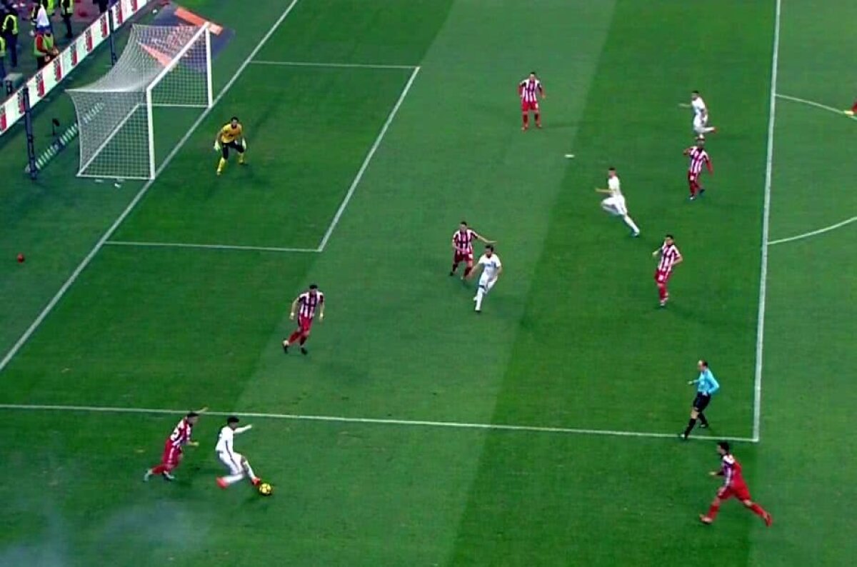 FOTO DINAMO - FCSB 2-2 // Ratare uriașă în debutul derby-ului! Jucătorii și-au pus mâinile-n cap