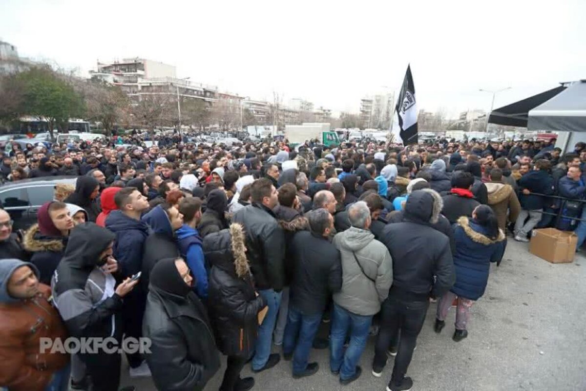 VIDEO + FOTO INCREDIBIL Cozi uriașe înainte de PAOK - Olympiakos » Răzvan Lucescu poate scrie istorie în Grecia