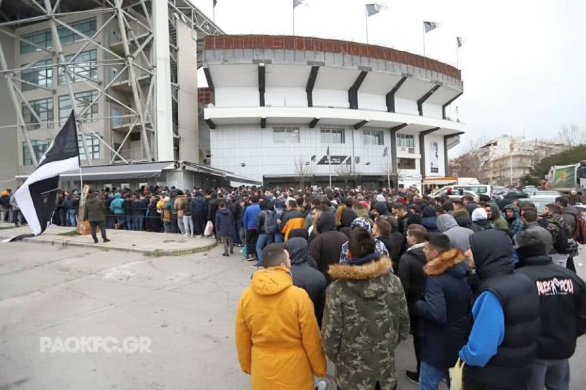 VIDEO + FOTO INCREDIBIL Cozi uriașe înainte de PAOK - Olympiakos » Răzvan Lucescu poate scrie istorie în Grecia