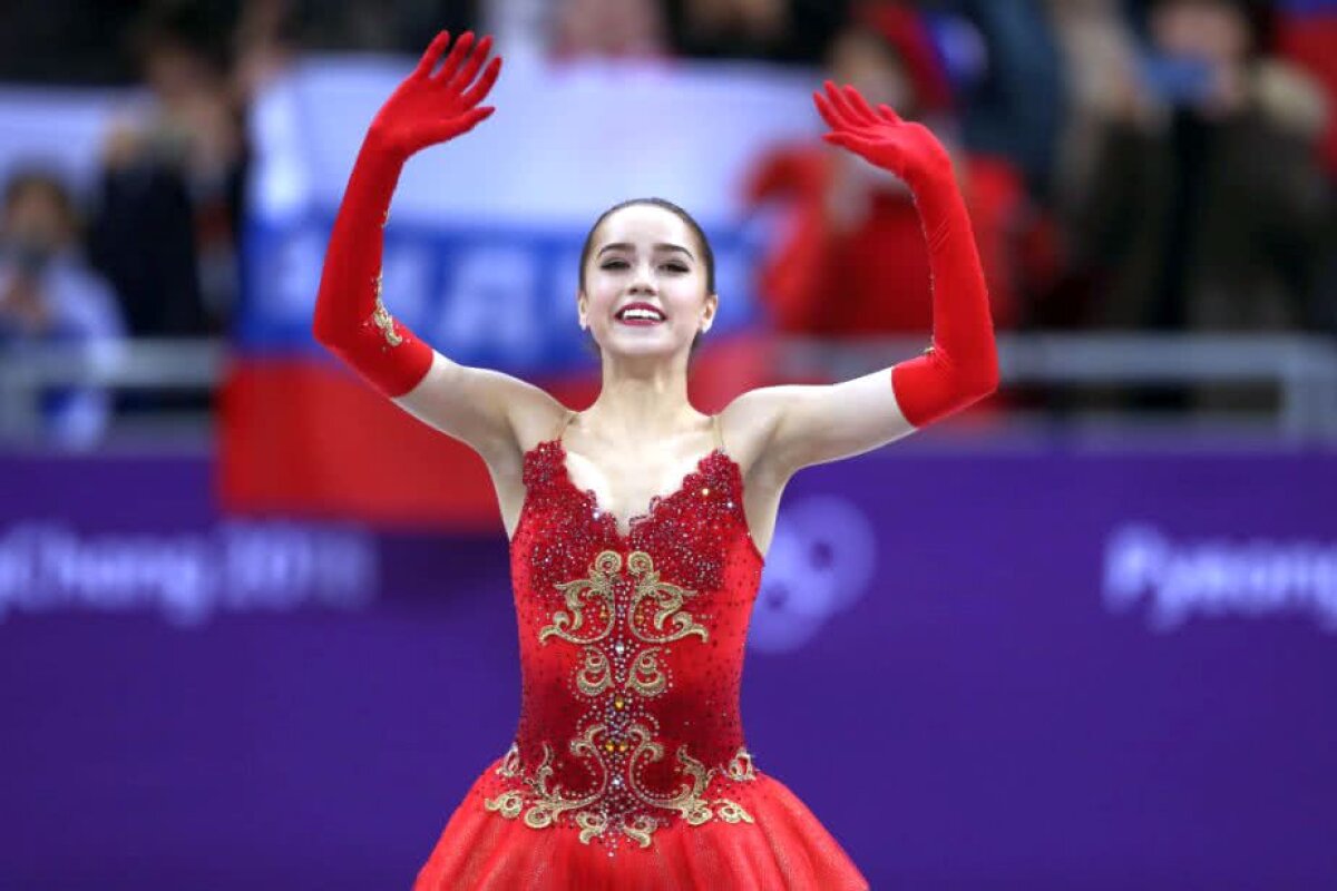 JOCURILE OLIMPICE DE IARNĂ // Fetița soldat » Alina Zagitova, 15 ani, aduce primul aur pentru Sportivii Olimpici din Rusia