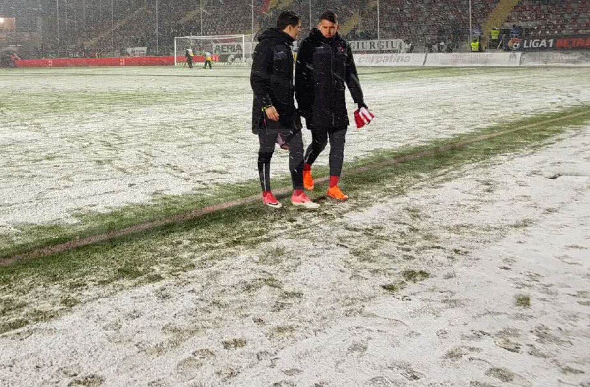 ASTRA - DINAMO / FOTO Condiții groaznice de joc la Giurgiu » Întrebare importantă: s-a respectat regulamentul FRF?