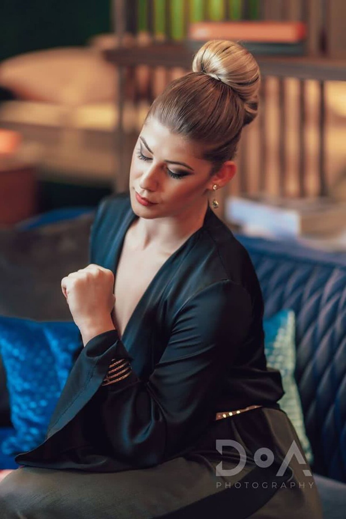 GALERIE FOTO A pozat cum nu ai mai văzut-o » Cea mai sexy jucătoare de la CSM București e fan declarat al unei echipe de fotbal 