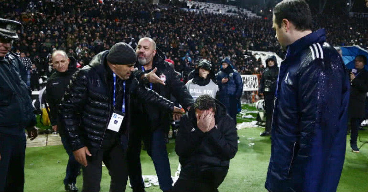 VIDEO+FOTO // PAOK - Olympiakos » Haos la Salonic! Antrenorul lui Oly a fost transportat la spital + PAOK riscă să piardă 6 puncte!