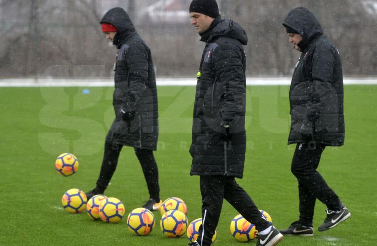 GALERIE FOTO + VIDEO Florin Bratu a condus azi primul antrenament la Dinamo! Cum a încercat să-i mobilizeze pe jucători