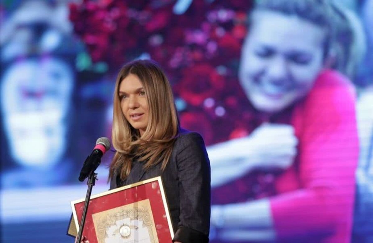 SIMONA HALEP. FOTO Noul lider din WTA, premiat de Gabriela Firea » Simona Halep, declarată cetățean de onoare al Capitalei
