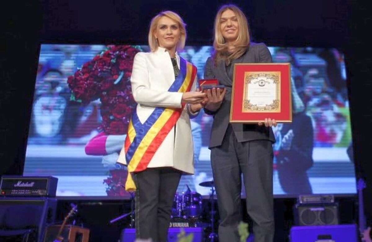 SIMONA HALEP. FOTO Noul lider din WTA, premiat de Gabriela Firea » Simona Halep, declarată cetățean de onoare al Capitalei