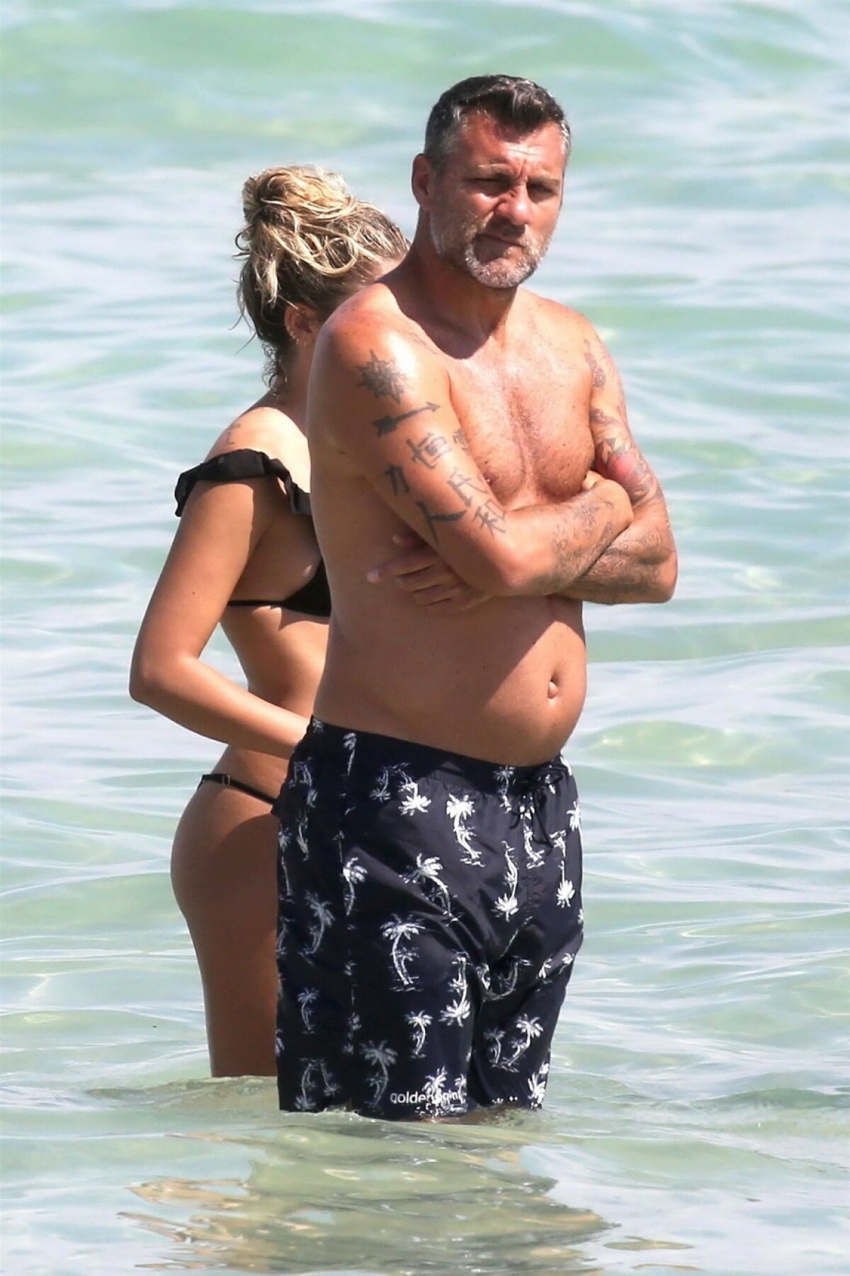 GALERIE FOTO Fotografii incendiare din Miami cu iubita unui fotbalist legendar