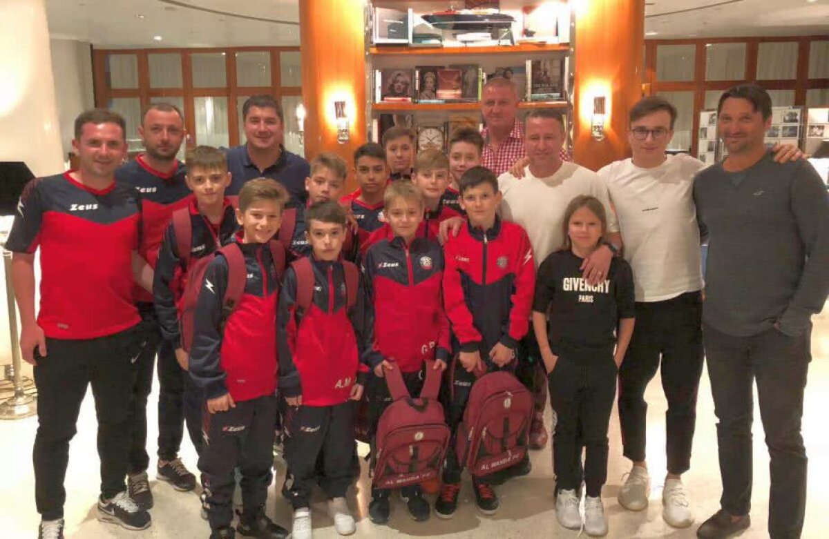 FOTO Gest superb al lui Laurențiu Reghecampf pentru o echipă de copii din România