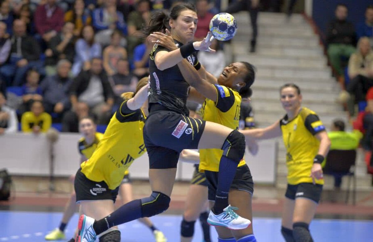 VIDEO + FOTO CSM București o învinge pe Midtjylland și speră în continuare la poziția secundă în grupă