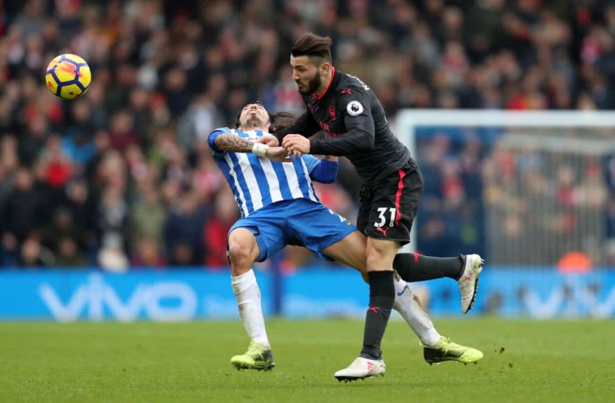 VIDEO+FOTO Momente de panică în Brighton - Arsenal » Un jucător fost făcut KO și a stat întins pe gazon 5 minute