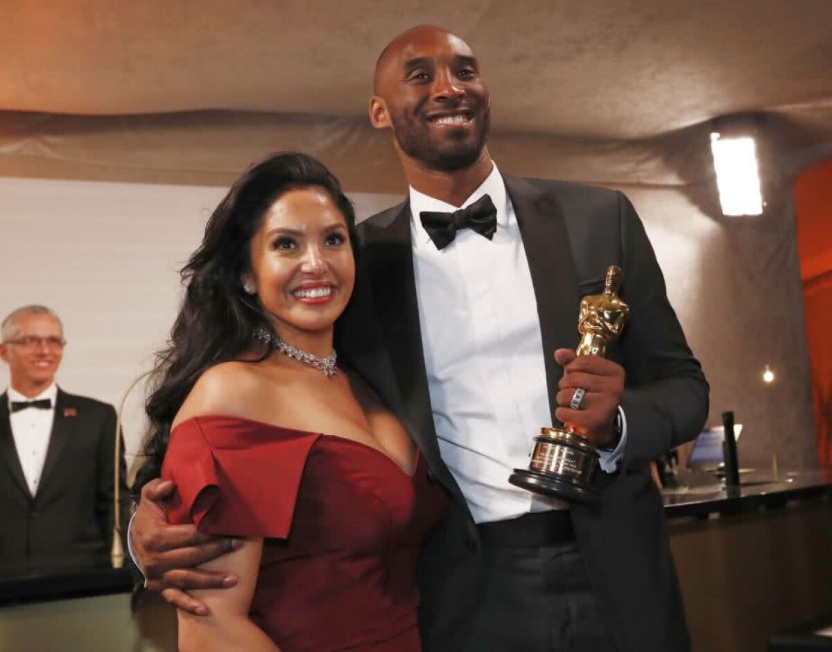 FOTO Pe covorul roșu! Nume uriașe din sport, la Gala Premiilor Oscar! Kobe Bryant a primit o statuetă + Muguruza a impresionat