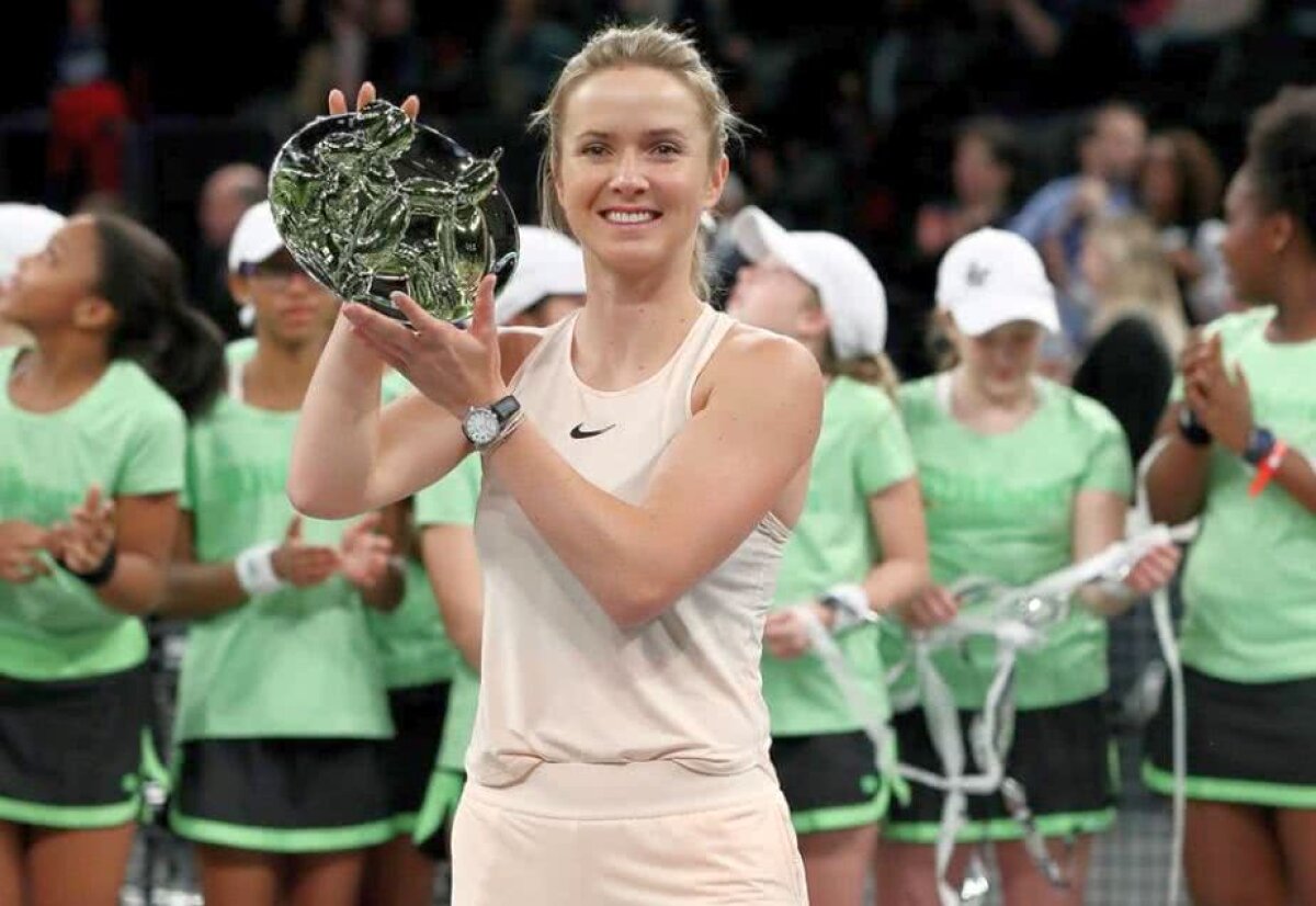 VIDEO + FOTO A imitat-o pe Halep și a câștigat 250.000 de dolari în 21 de minute! + Ce a făcut Sorana la superturneul de la Madison Square Garden