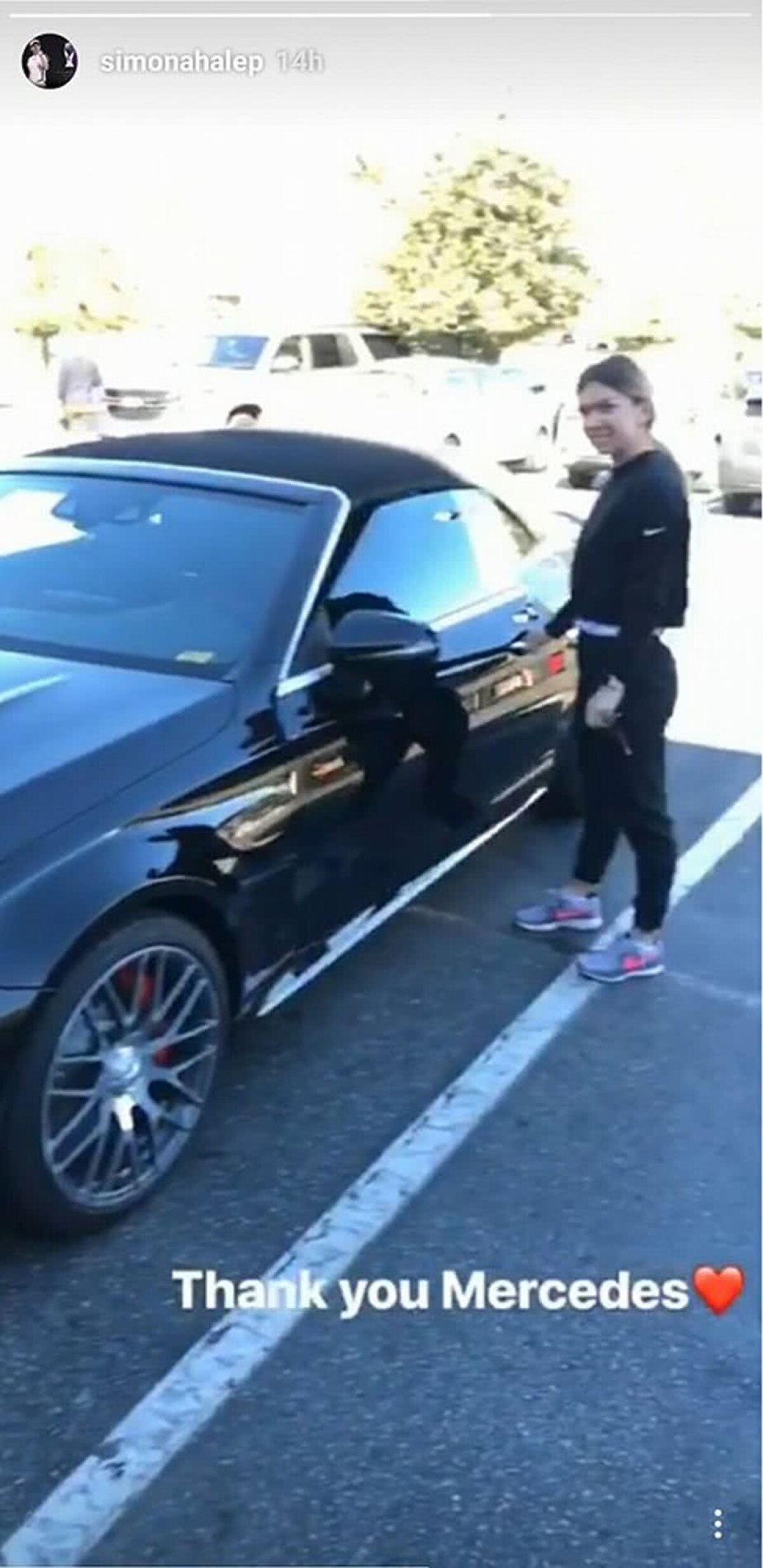 GALERIE FOTO Simona Halep, răsfățată înainte de Indian Wells » Supercadou de zeci de mii de euro!