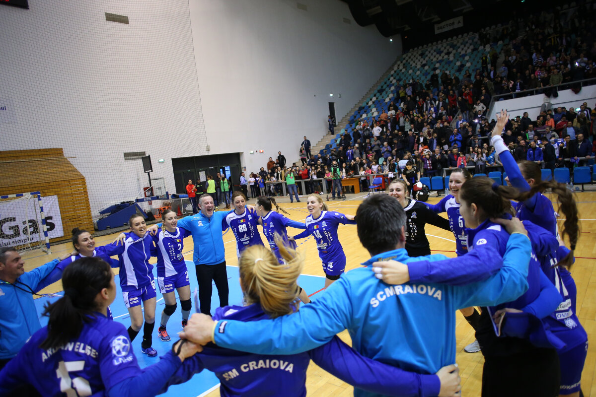 GALERIE FOTO Au învins "monstrul"! Surpriză imensă în Liga Națională de Handbal! Vedetele CSM-ului s-au făcut de râs la Craiova și continuă forma slabă din acest an