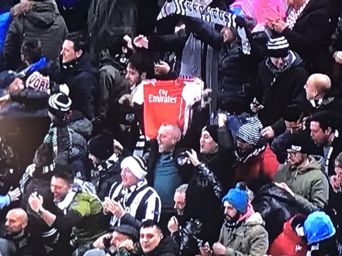 VIDEO+FOTO Delir în vestiarul lui Juventus după revenirea senzațională! Aroganța bianconerilor: a fost arătat tricoul unei echipe-surpriză :D
