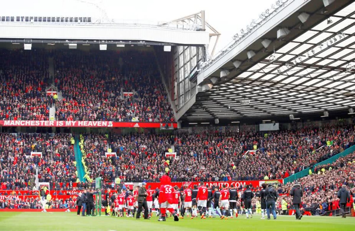 VIDEO + FOTO » Manchester United se impune în fața lui Liverpool, 2-1! Rashford a marcat golurile "diavolilor" » Echipa lui Mourinho se distanțează de rivală