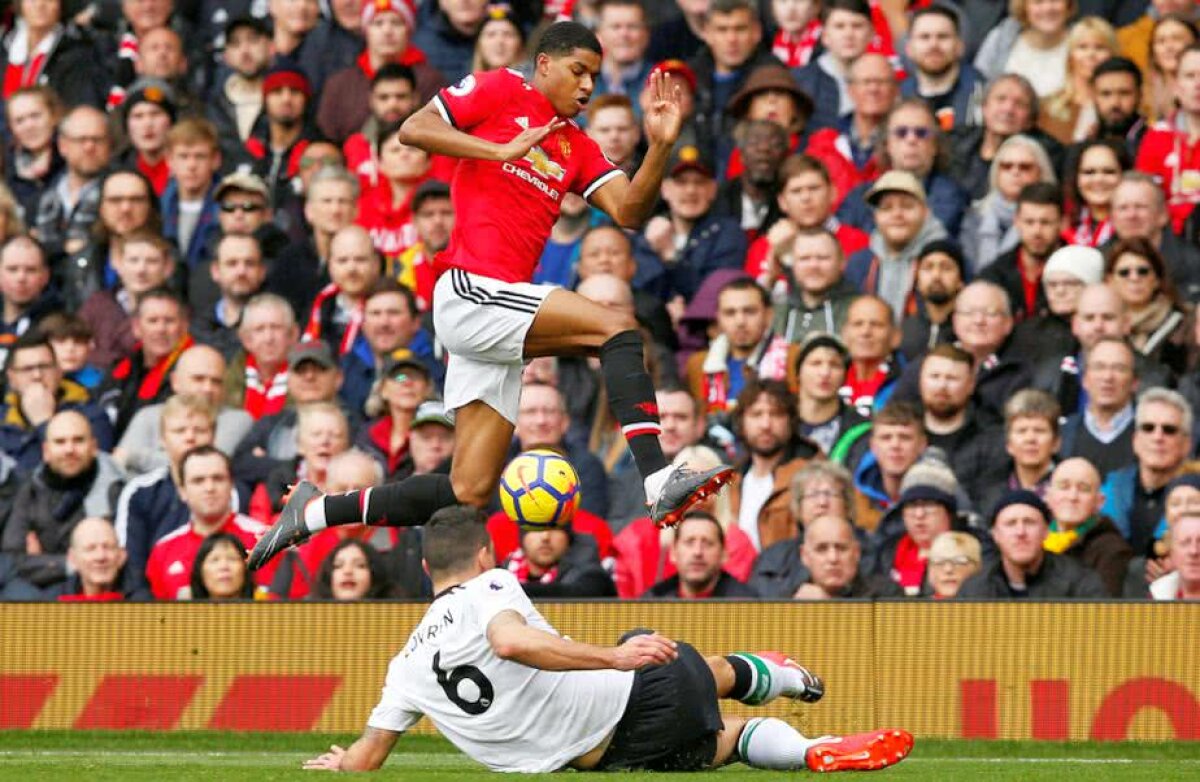 VIDEO + FOTO » Manchester United se impune în fața lui Liverpool, 2-1! Rashford a marcat golurile "diavolilor" » Echipa lui Mourinho se distanțează de rivală