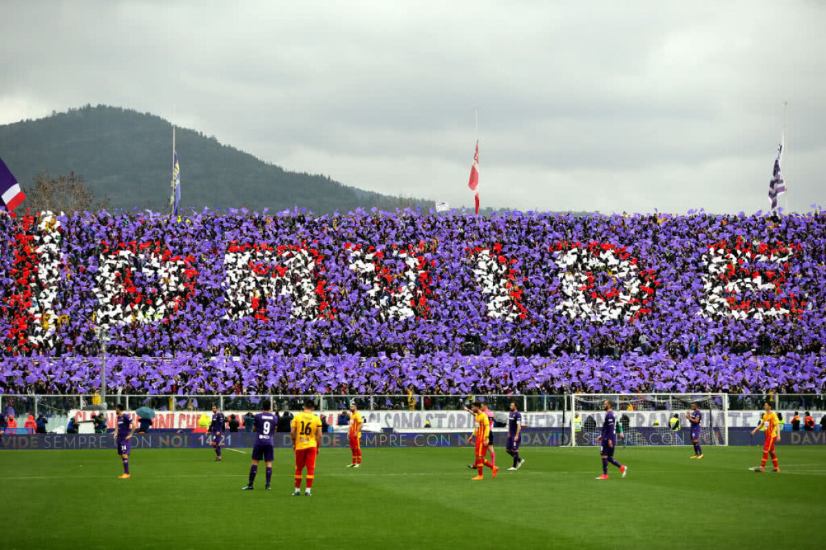 GALERIE FOTO + VIDEO Momente emoționante înaintea meciului Fiorentina - Benevento: Alin Toșca, profund marcat