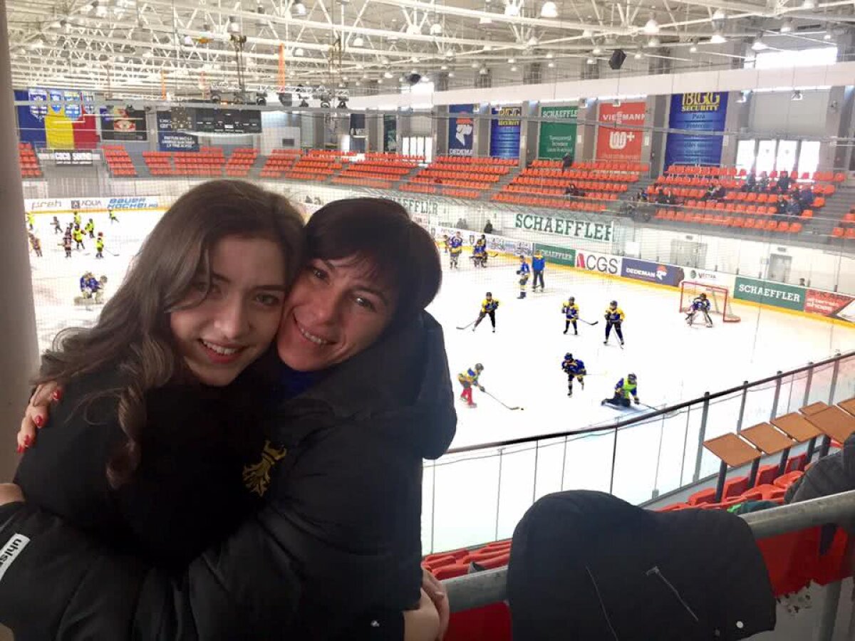 GALERIE FOTO Gest impresionant » Junioara care a adus apă în curtea unei familii greu încercată de soartă din Brașov