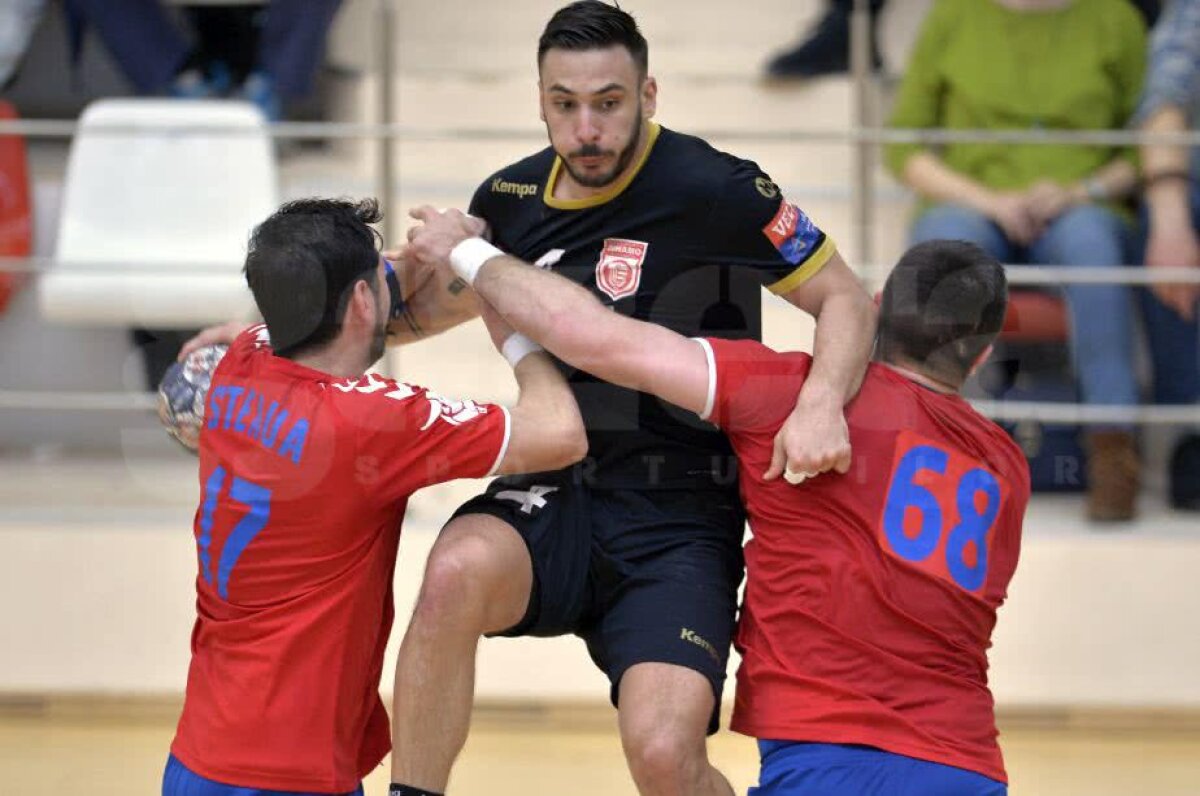 DINAMO - STEAUA // GALERIE FOTO "Câinii' și-au surclasat marea rivală în derby-ul Ligii Naționale de Handbal, iar campionatul s-a relansat!