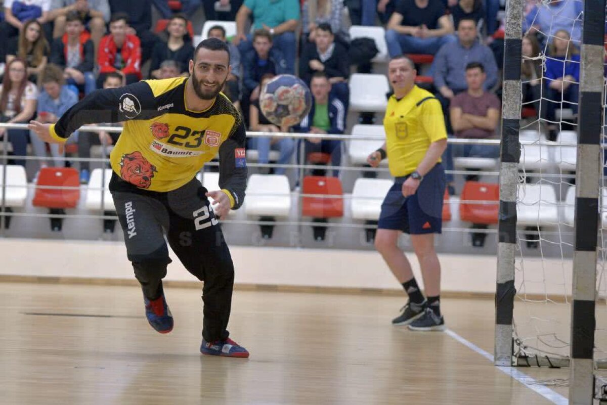DINAMO - STEAUA // GALERIE FOTO "Câinii' și-au surclasat marea rivală în derby-ul Ligii Naționale de Handbal, iar campionatul s-a relansat!