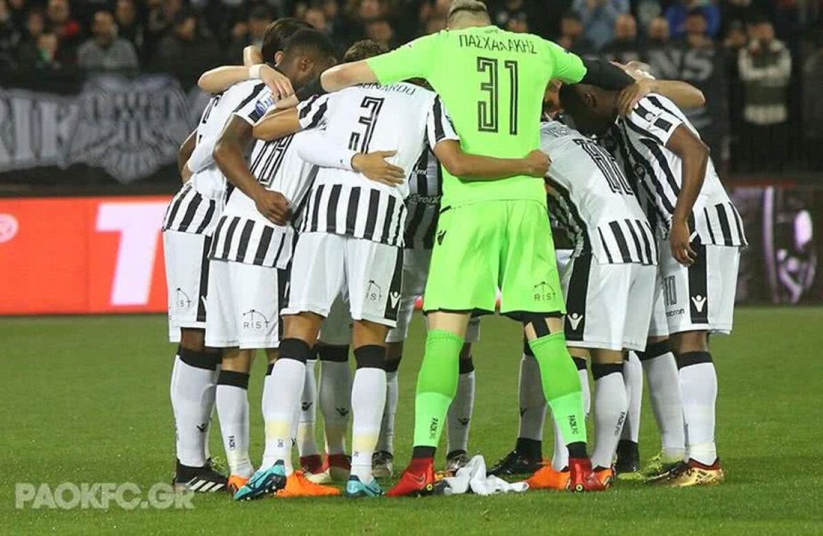 UPDATE/VIDEO + FOTO Din nou haos în Grecia: golul anulat lui Varela a oprit PAOK - AEK Atena în prelungiri! Imagini ȘOCANTE: patronul lui PAOK a intrat pe teren înarmat cu un pistol!