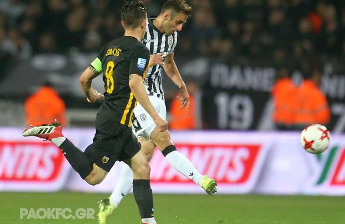 UPDATE/VIDEO + FOTO Din nou haos în Grecia: golul anulat lui Varela a oprit PAOK - AEK Atena în prelungiri! Imagini ȘOCANTE: patronul lui PAOK a intrat pe teren înarmat cu un pistol!
