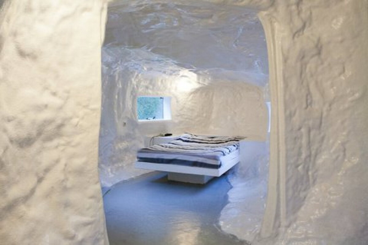 FOTO & VIDEO A fost construit cel mai scârbos hotel din lume! Este în formă de anus