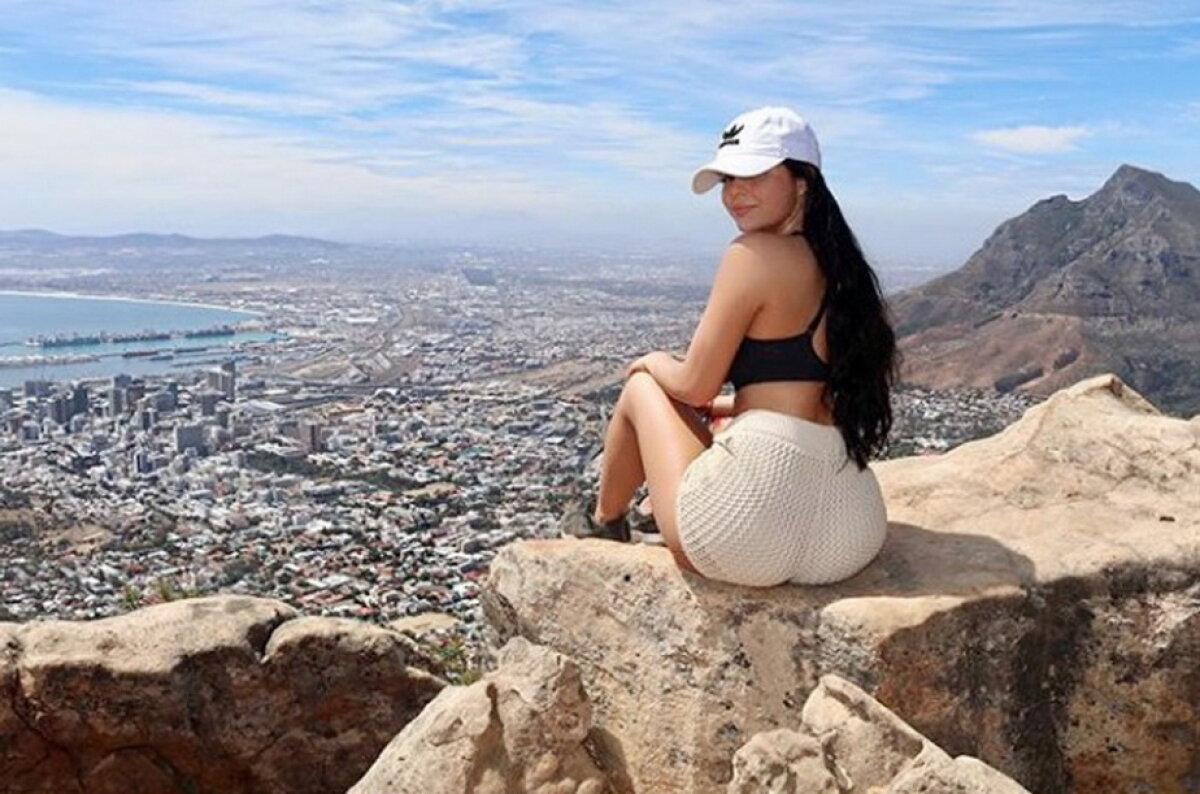 GALERIE FOTO Demi Rose, cel mai hot selfie al momentului