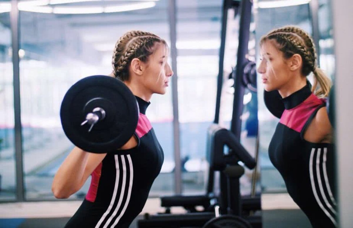 FOTO Alina Eremia atrage privirile bărbaților de fiecare dată când merge la sală: "Sportul e ca shopping-ul!"