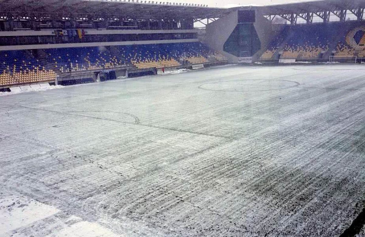 UPDATE FOTO Partidele Turului de Elită au fost amânate! Cum arată stadionul pe care azi trebuie să se joace meciurile naționalelor sub 19 ani 