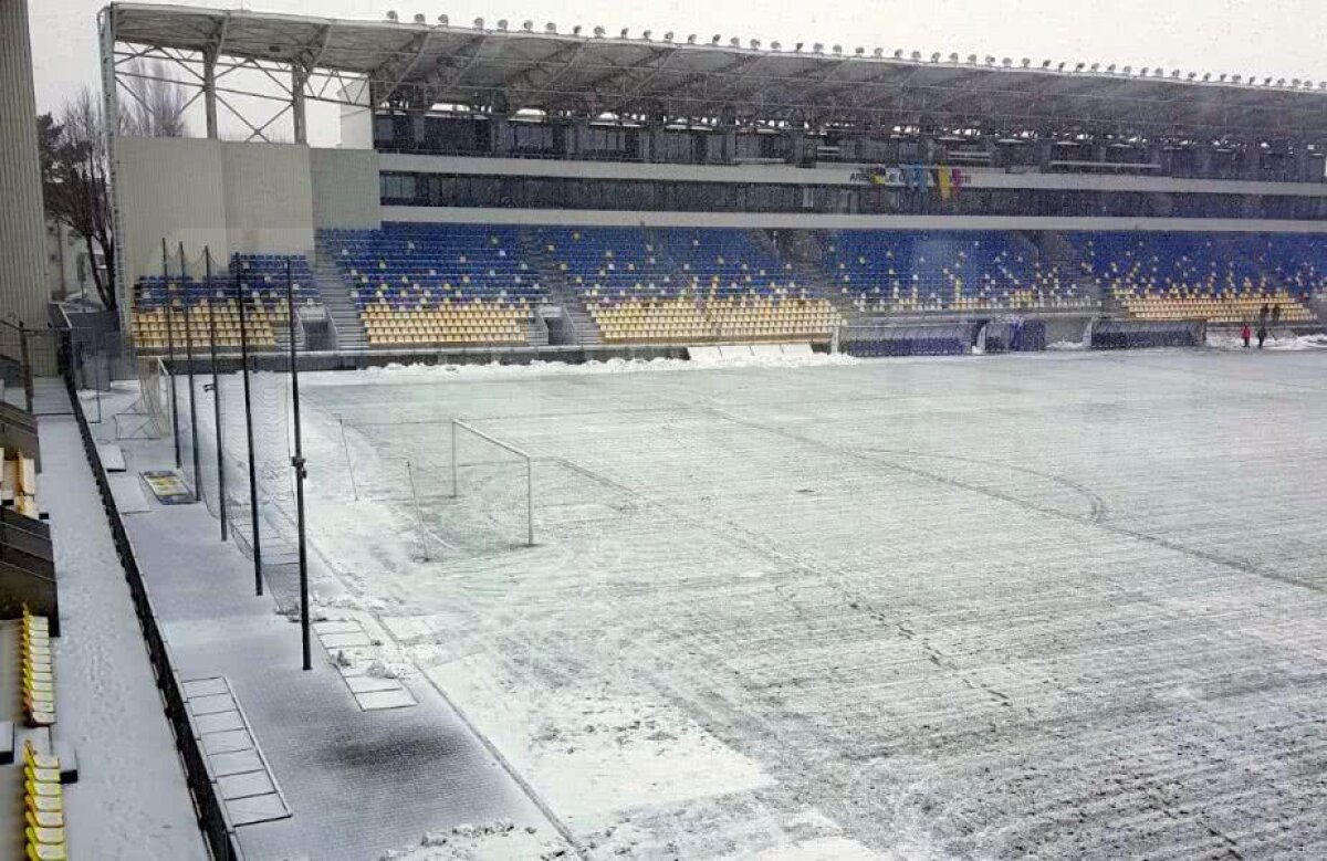 UPDATE FOTO Partidele Turului de Elită au fost amânate! Cum arată stadionul pe care azi trebuie să se joace meciurile naționalelor sub 19 ani 