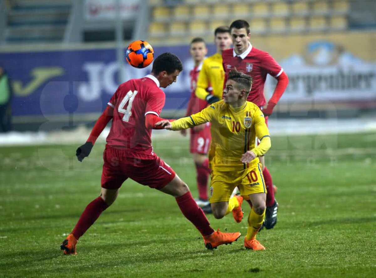 VIDEO + FOTO Entuziasmant! România U19 a făcut instrucție cu Serbia la debutul în Turul de Elită! Puștii lui Boingiu, la un pas de turneul final 