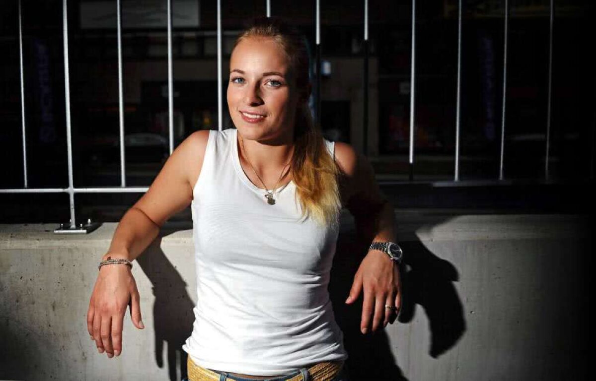 FOTO S-a despărțit pentru Lara! Un star din Serie A a renunțat la soția lui pentru o schioare