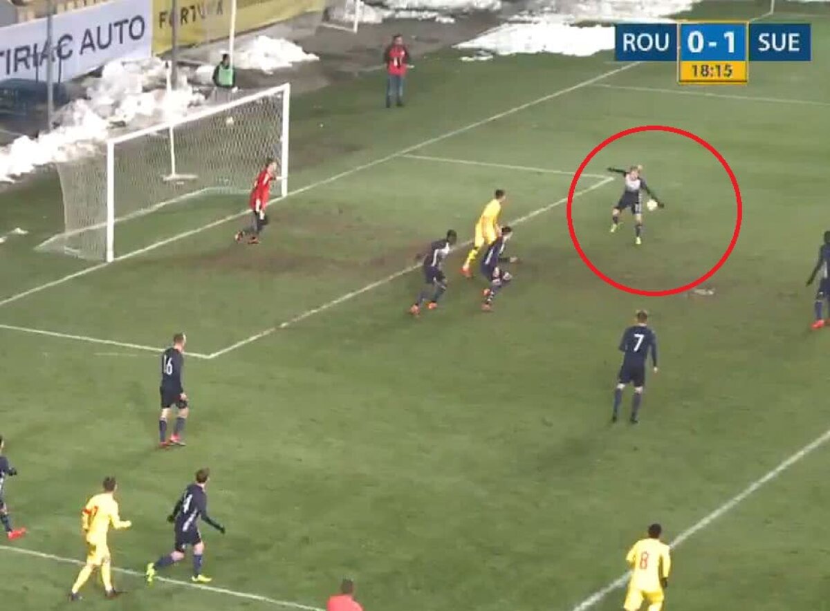 FOTO Spania a contraatacat! Prestație execrabilă a arbitrului iberic Alejandro Hernandez, care n-a dat 3 penalty-uri pentru România în prima repriză