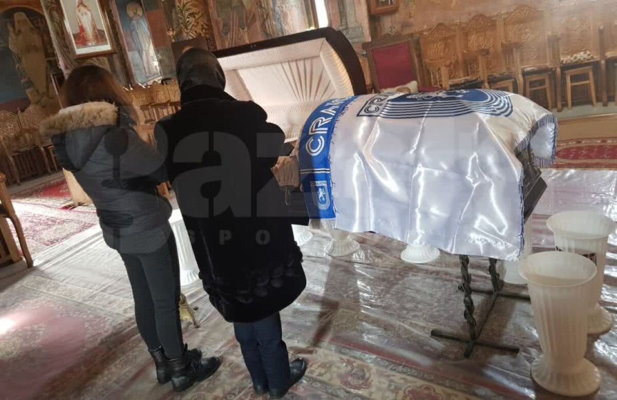 VIDEO + FOTO Nicolae Tilihoi a murit la 61 de ani! Corpul legendei Craiovei Maxima a fost depus la Biserica Sfinții Apostoli » Balaci: "Nae a mai trăit 3 ani și 7 luni datorită lui Iorgulescu"