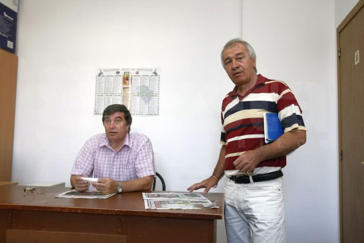 A murit Nicolae Tilihoi » Imagini și povești memorabile cu stoperul Craiovei Maxima: "Să mă întoarceţi pe partea cealaltă cu tot cu pătură" 