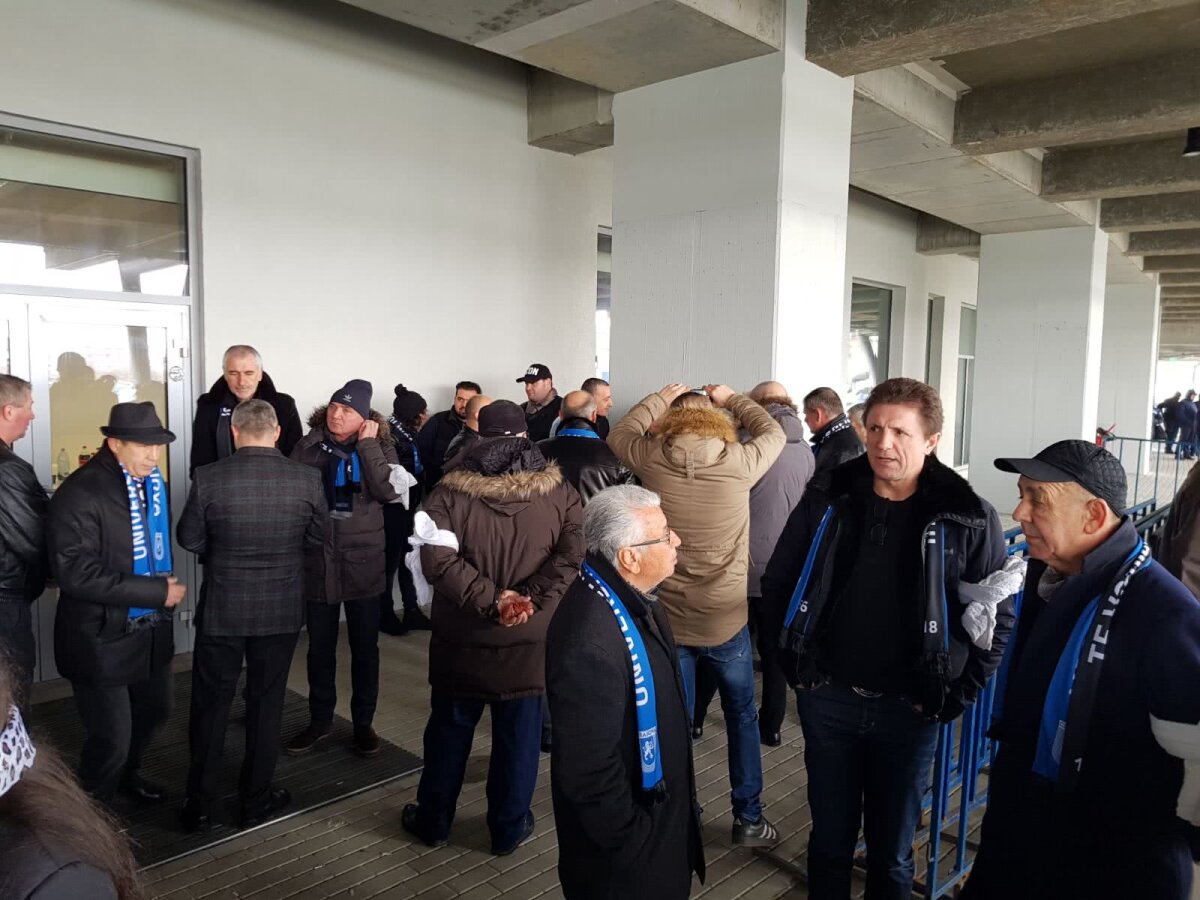 VIDEO&FOTO Azi a avut loc înmormântarea lui Nicolae Tilihoi » Mulți foști fotbaliști și fani l-au omagiat pe fostul fundaș