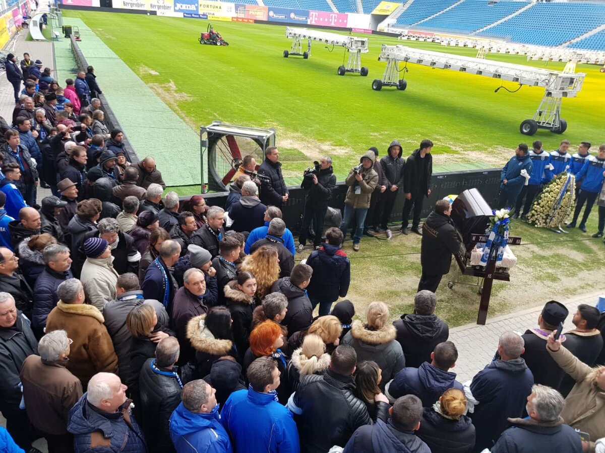 VIDEO&FOTO Azi a avut loc înmormântarea lui Nicolae Tilihoi » Mulți foști fotbaliști și fani l-au omagiat pe fostul fundaș