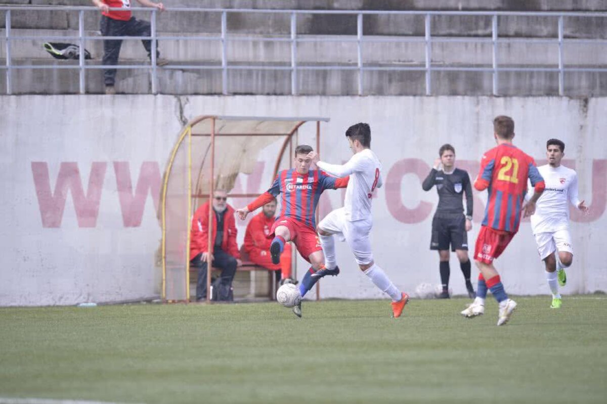 GALERIE FOTO Surpriză uriașă în Liga a 4-a! Steaua s-a încurcat cu Dinamo și Academia Rapid ia avans