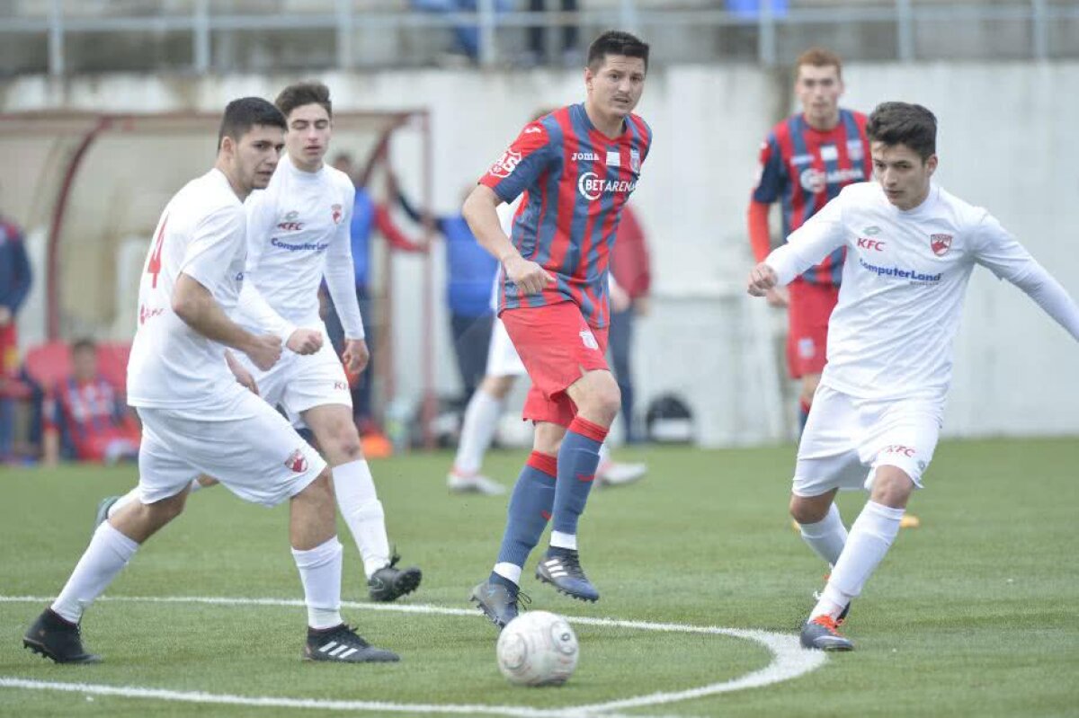 GALERIE FOTO Surpriză uriașă în Liga a 4-a! Steaua s-a încurcat cu Dinamo și Academia Rapid ia avans