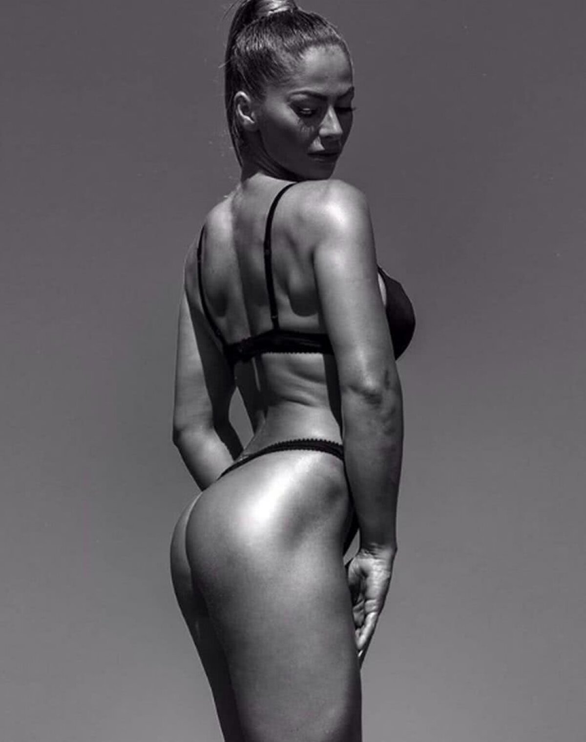 GALERIE FOTO + VIDEO Alina de la Exatlon România e multiplă campioană la culturism » Fotografii răvășitoare cu superba sportivă