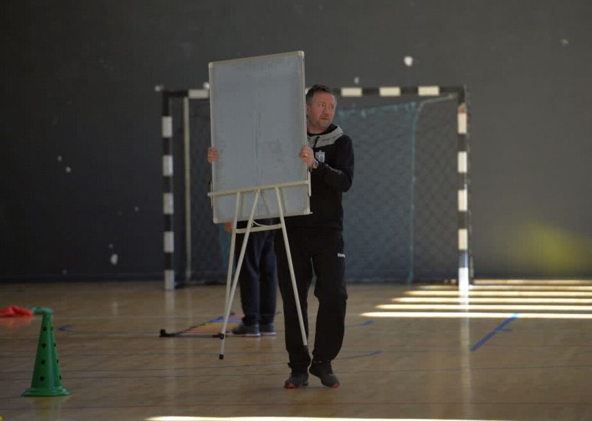 GALERIE FOTO Per Johansson a condus primul antrenament de la revenirea la CSM București