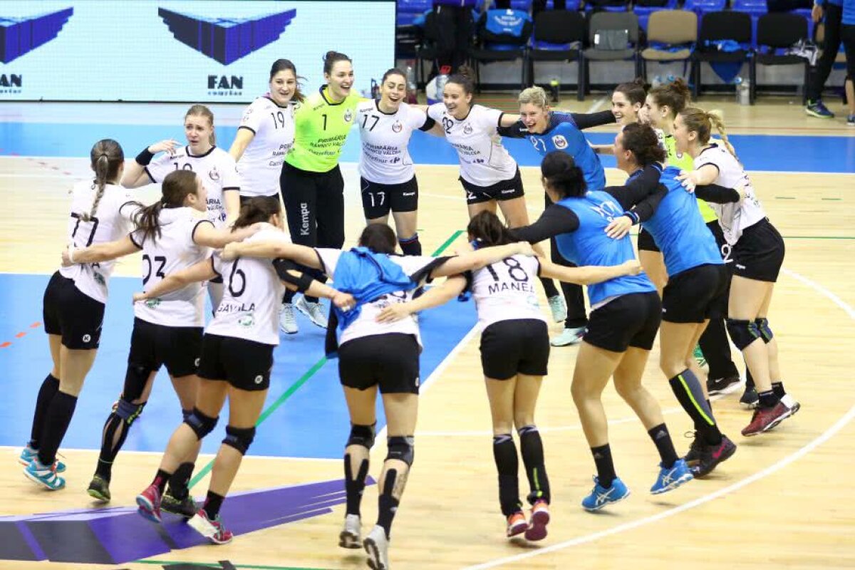 GALERIE FOTO Finală în premieră în Cupa României la handal feminin