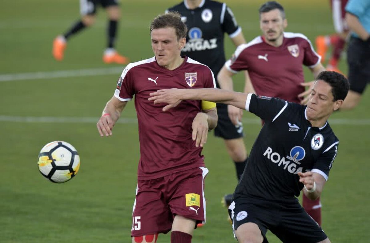 GALERIE FOTO + VIDEO Gaz Metan obține o victorie uriașă pe terenul lui FC Voluntari, 2-1, după un meci tensionat, cu 3 eliminări!