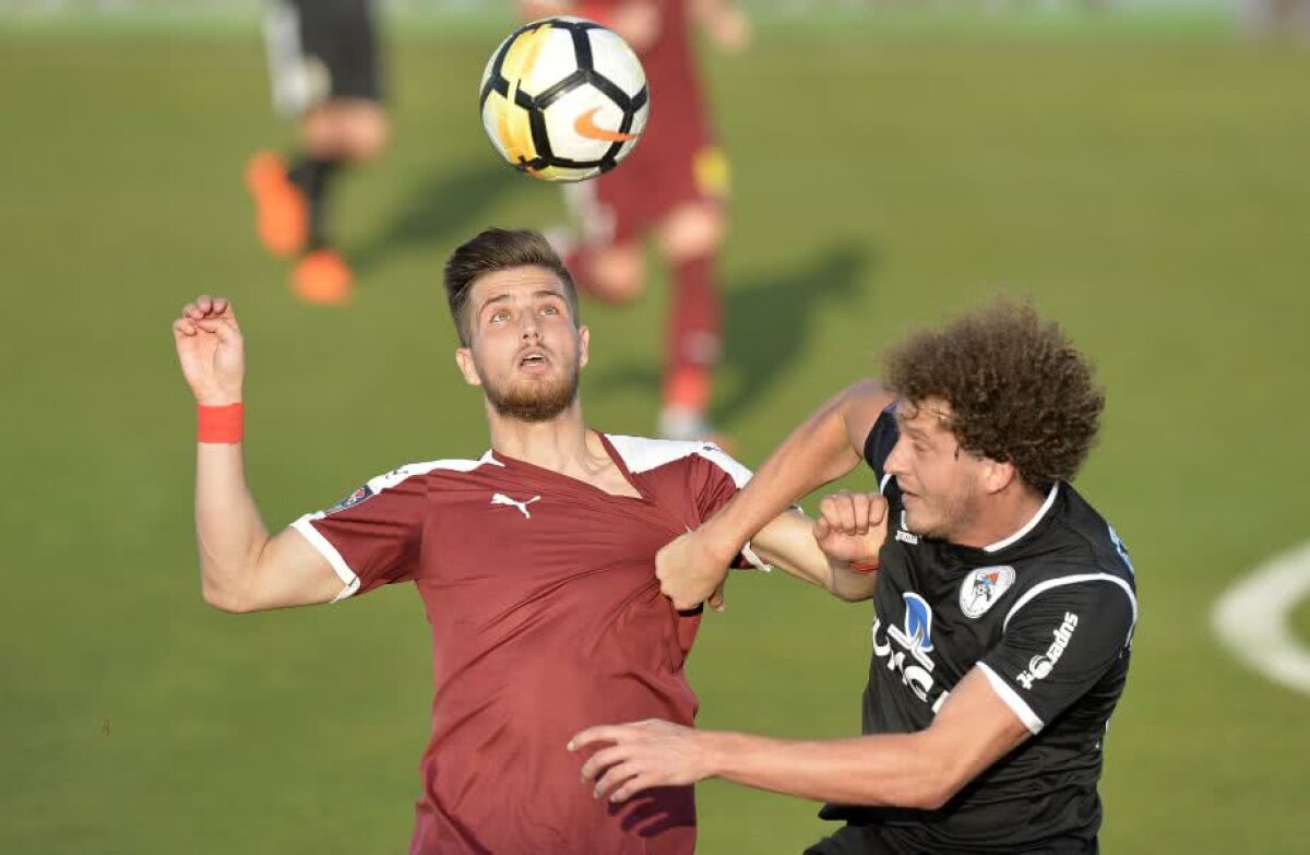 GALERIE FOTO + VIDEO Gaz Metan obține o victorie uriașă pe terenul lui FC Voluntari, 2-1, după un meci tensionat, cu 3 eliminări!
