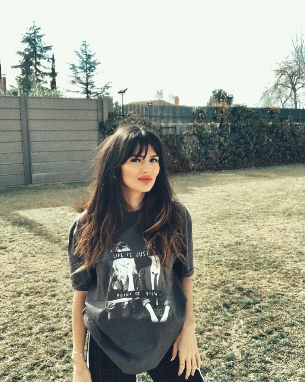 FOTO Amenințată cu moartea de fanii lui Real » Ea e acuzată că lasă fără vlagă o vedetă a "galacticilor"!